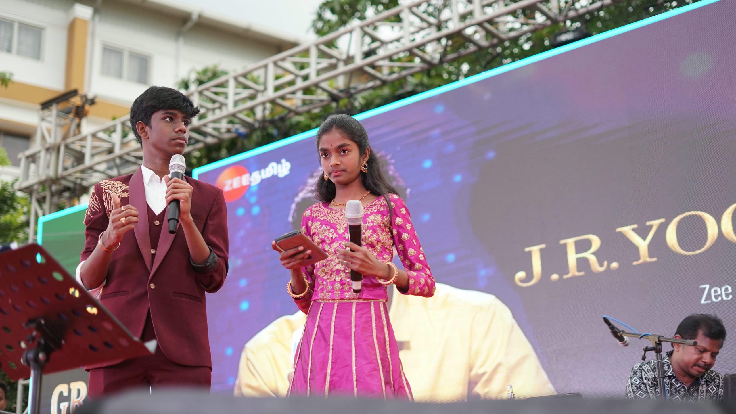 Krish Singer 2025 (5)